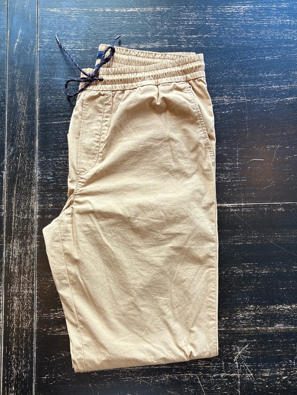 Tommy Hilfiger Men's Drawstring Chino Pants in Khaki size L